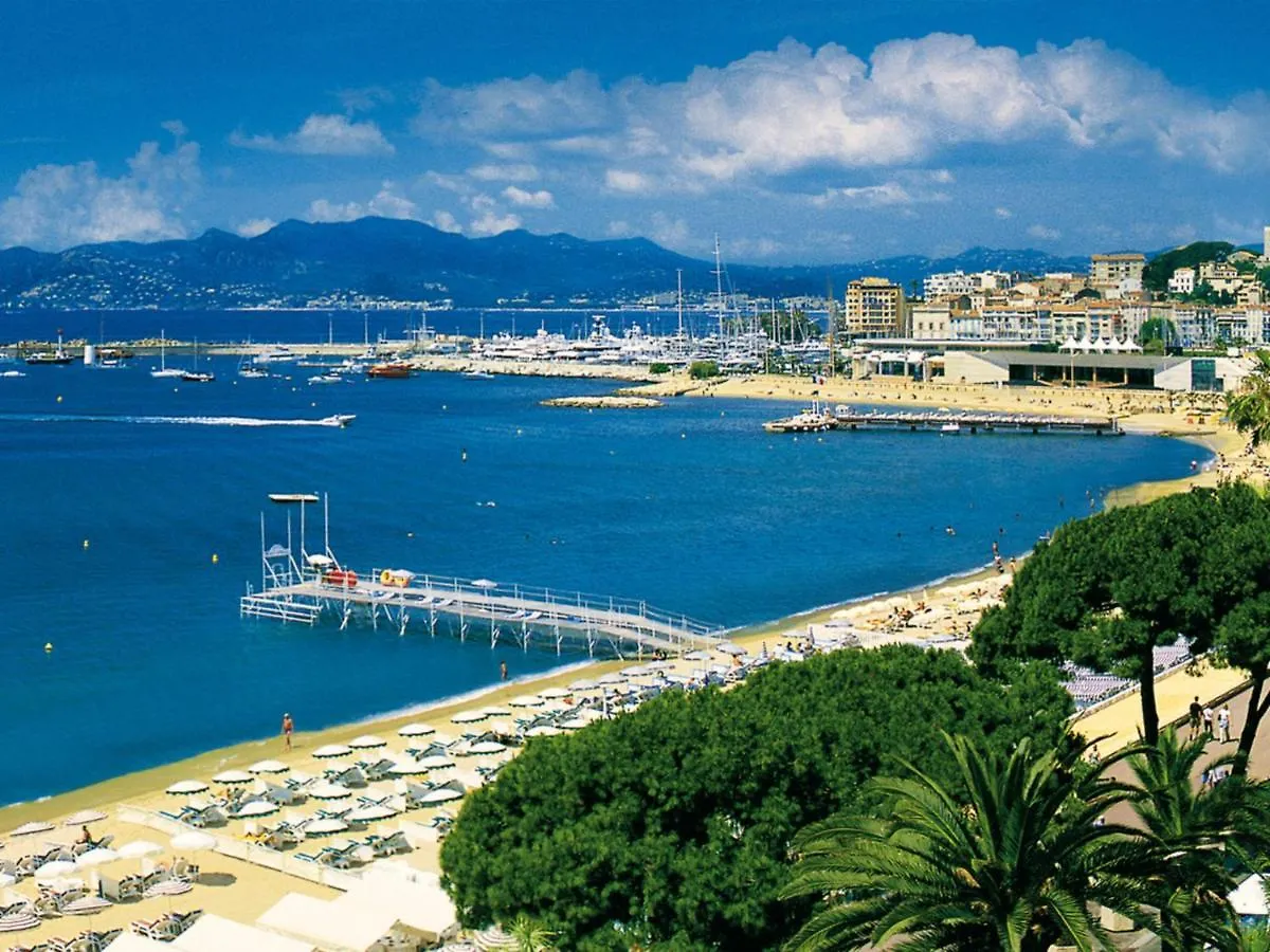 Apartment Studio Le Floriana By Interhome Cannes France
